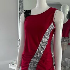 NWOT 🔴 Red Sequin Accent Top With Black Lace